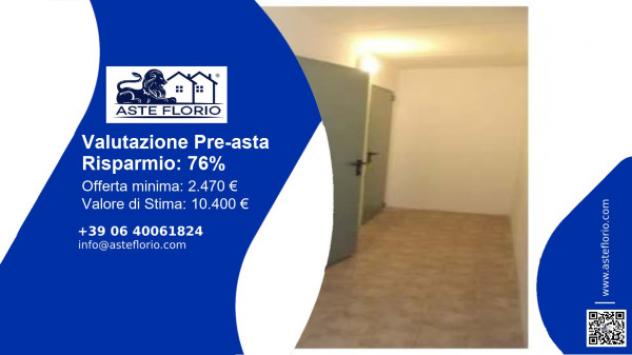locale commerciale in vendita a Cassano d'Adda