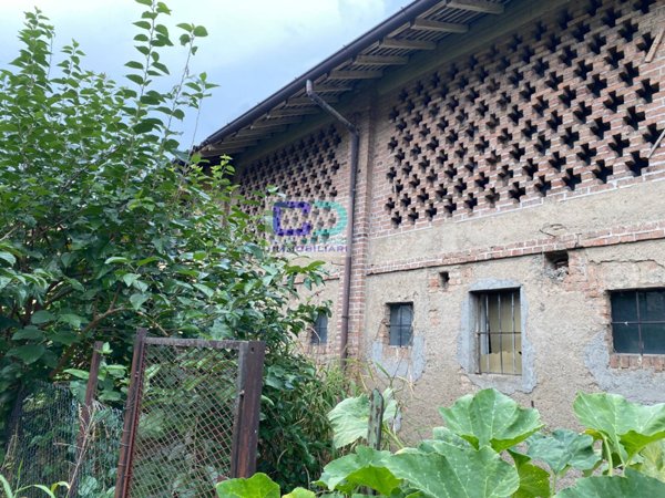appartamento in vendita a Cassano d'Adda in zona Cascine San Pietro