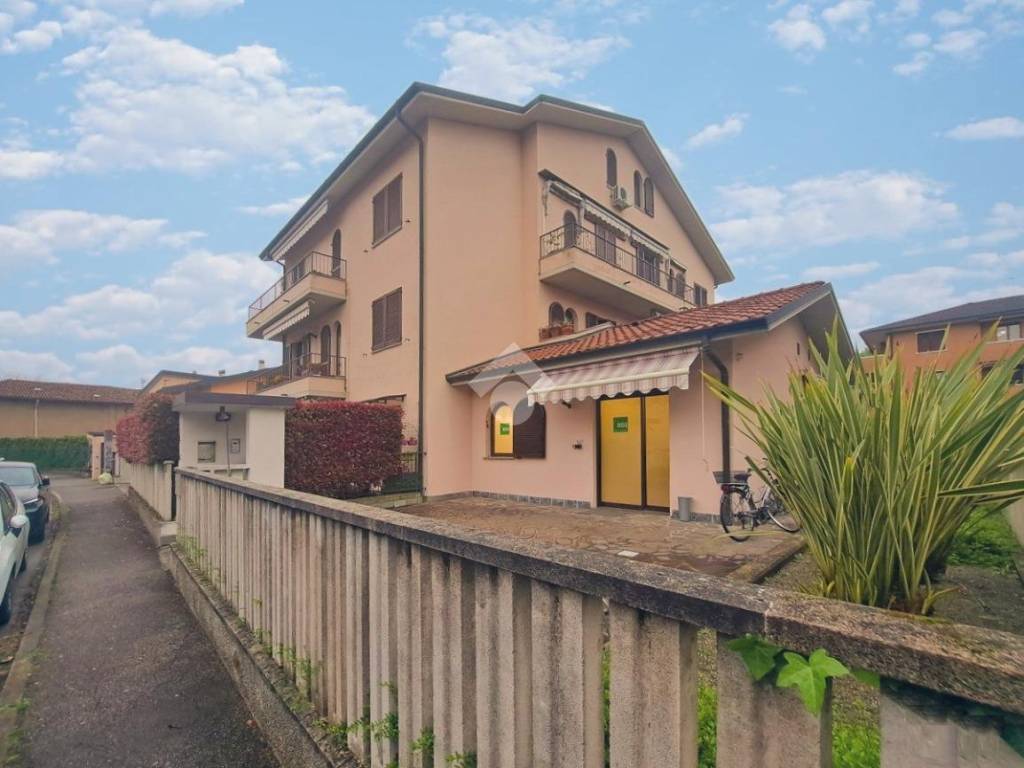 appartamento in vendita a Cassano d'Adda