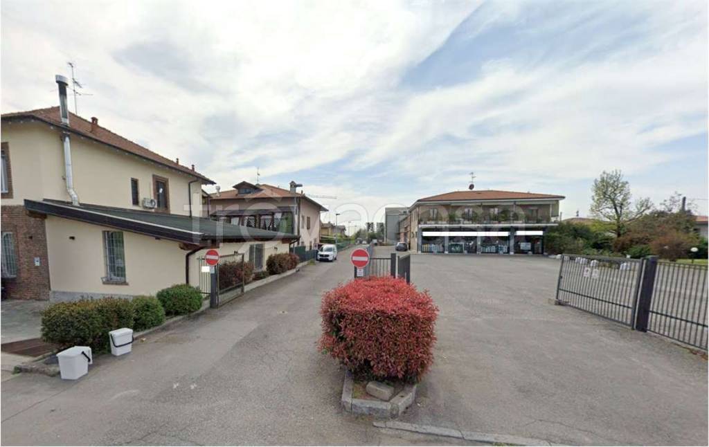 ufficio in vendita a Cassano d'Adda