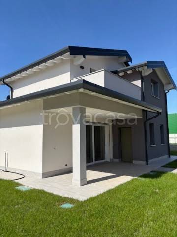 casa indipendente in vendita a Cassano d'Adda