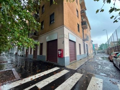 negozio in vendita a Cassano d'Adda