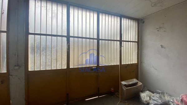 locale di sgombero in vendita a Cassano d'Adda in zona Groppello d'Adda