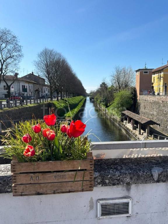 appartamento in vendita a Cassano d'Adda in zona Groppello d'Adda