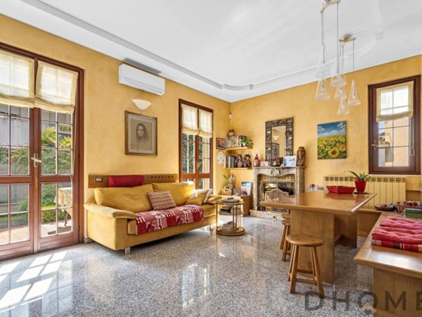 casa indipendente in vendita a Cassano d'Adda