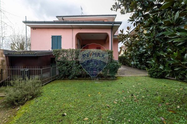 casa indipendente in vendita a Cassano d'Adda