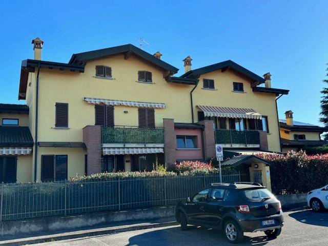 appartamento in vendita a Cassano d'Adda