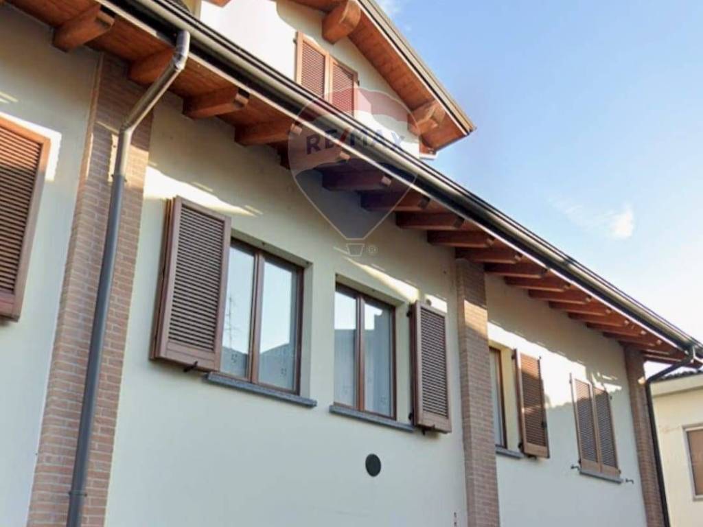 appartamento in vendita a Cassano d'Adda in zona Cascine San Pietro