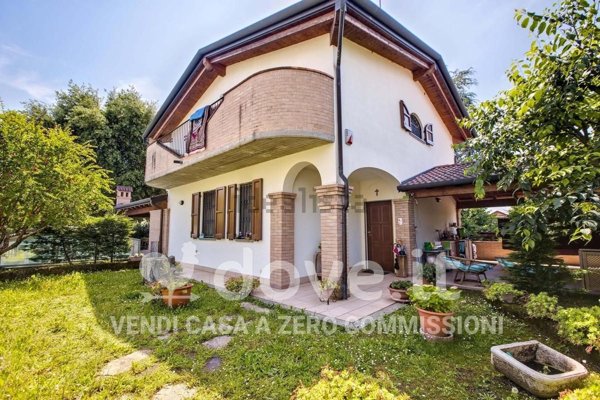 casa indipendente in vendita a Cassano d'Adda
