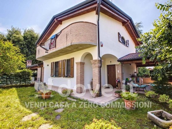 casa indipendente in vendita a Cassano d'Adda
