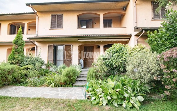 casa indipendente in vendita a Cassano d'Adda in zona Groppello d'Adda