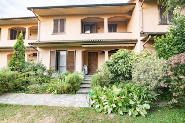 casa indipendente in vendita a Cassano d'Adda in zona Groppello d'Adda