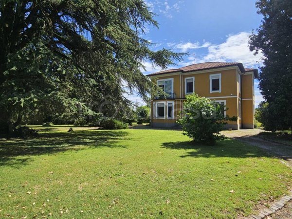 casa indipendente in vendita a Cassano d'Adda
