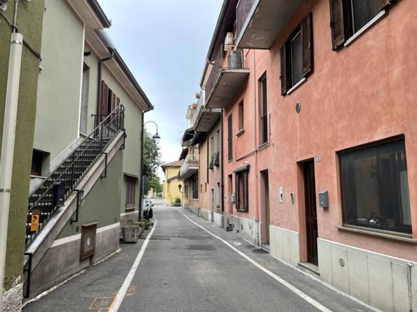 appartamento in vendita a Cassano d'Adda in zona Groppello d'Adda