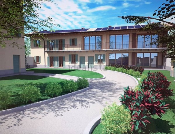 esavano in vendita a Cassano d'Adda