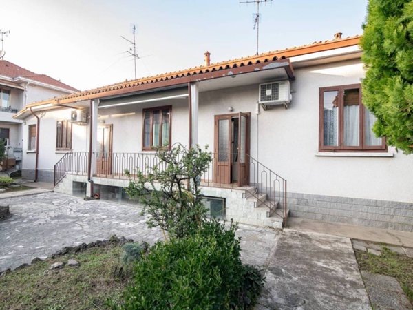 casa indipendente in vendita a Cassano d'Adda