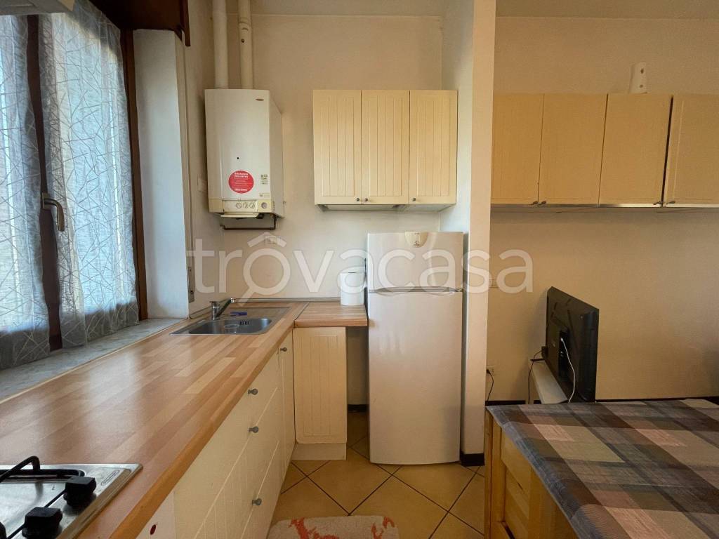 appartamento in vendita a Cassano d'Adda in zona Groppello d'Adda