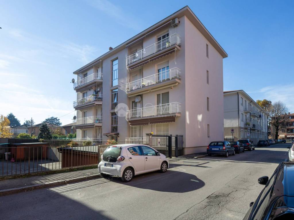 appartamento in vendita a Cassano d'Adda