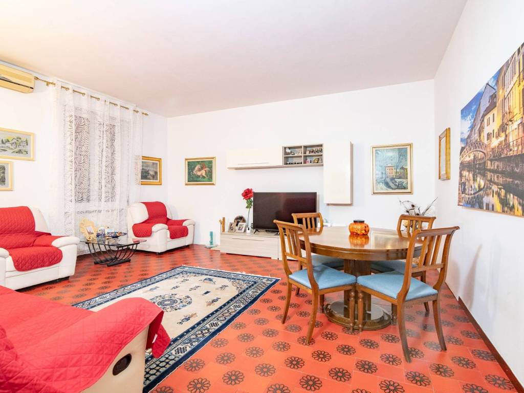 appartamento in vendita a Cassano d'Adda