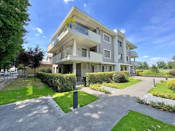 appartamento in vendita a Cassano d'Adda