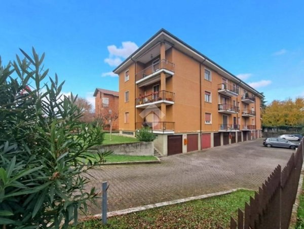 appartamento in vendita a Cassano d'Adda in zona Cascine San Pietro