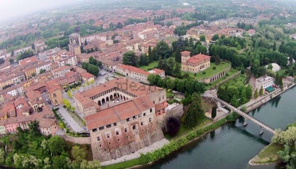 appartamento in vendita a Cassano d'Adda