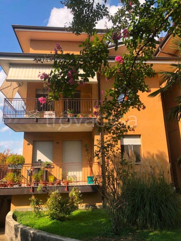 appartamento in vendita a Cassano d'Adda