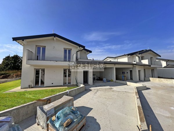 appartamento in vendita a Cassano d'Adda