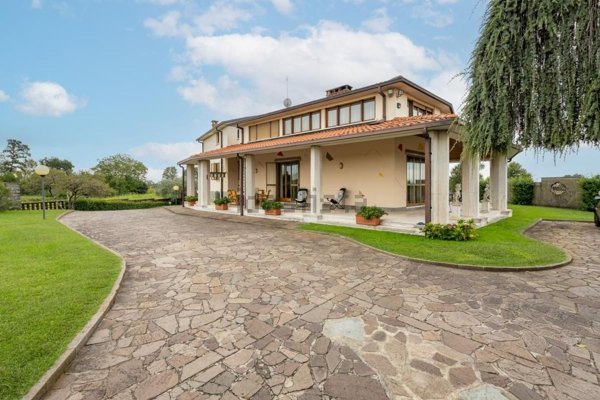 casa indipendente in vendita a Cassano d'Adda