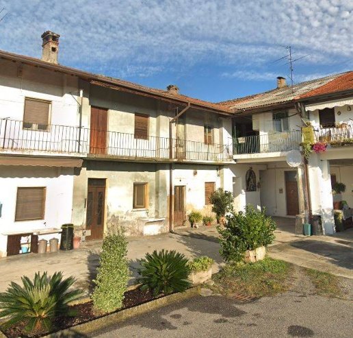 appartamento in vendita a Cassano d'Adda in zona Cascine San Pietro