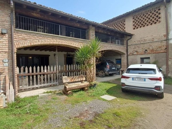 casa indipendente in vendita a Cassano d'Adda