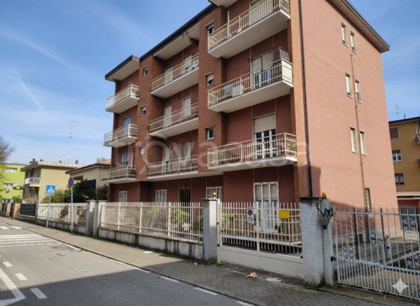 appartamento in vendita a Cassano d'Adda