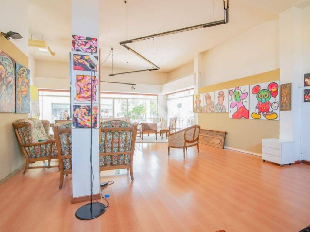 negozio in vendita a Cassano d'Adda