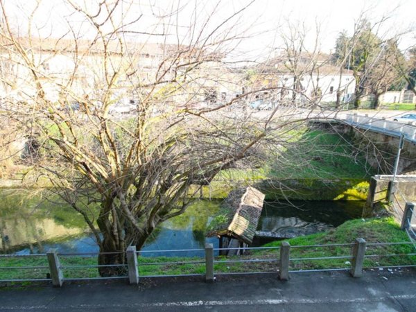 appartamento in vendita a Cassano d'Adda in zona Groppello d'Adda