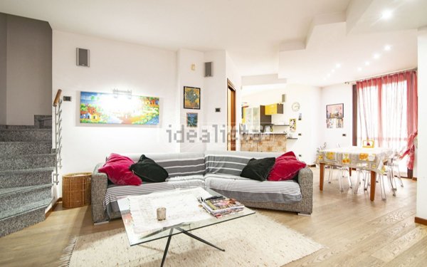casa indipendente in vendita a Cassano d'Adda