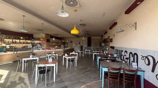 negozio in vendita a Cassano d'Adda