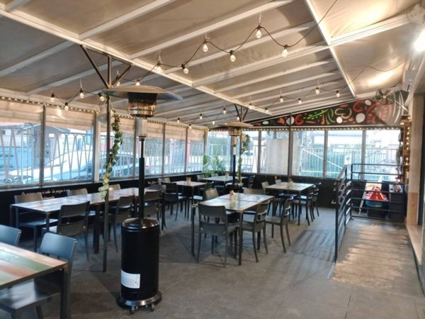 negozio in vendita a Cassano d'Adda