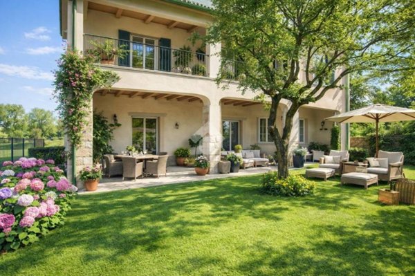 casa indipendente in vendita a Cassano d'Adda