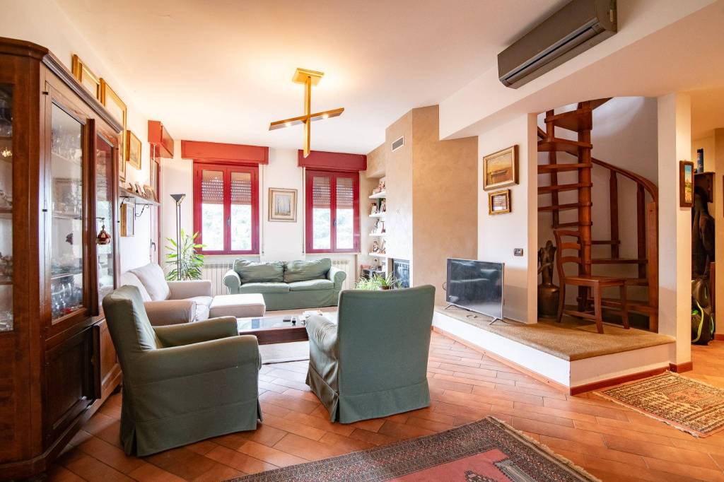 appartamento in vendita a Cassano d'Adda