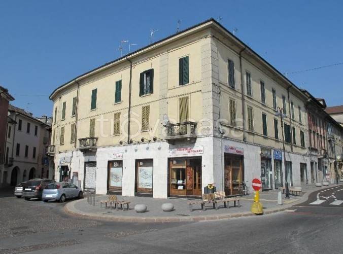 appartamento in vendita a Cassano d'Adda