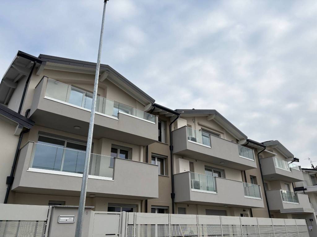 appartamento in vendita a Cassano d'Adda