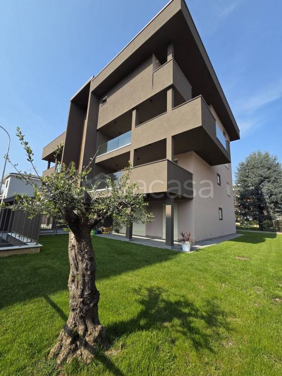 appartamento in vendita a Cassano d'Adda