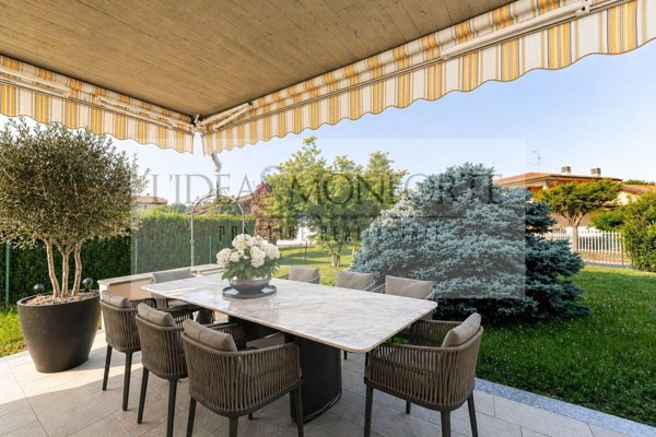 casa indipendente in vendita a Cassano d'Adda in zona Groppello d'Adda