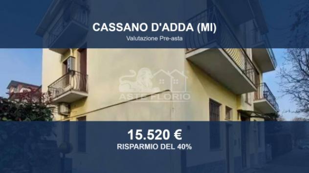 locale commerciale in vendita a Cassano d'Adda