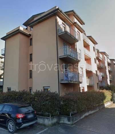 appartamento in vendita a Cassano d'Adda