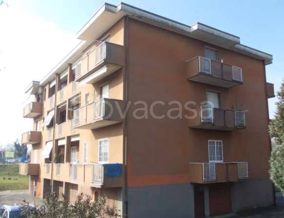 appartamento in vendita a Cassano d'Adda in zona Cascate