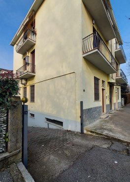 locale di sgombero in vendita a Cassano d'Adda