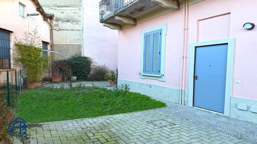 appartamento in vendita a Cassano d'Adda in zona Groppello d'Adda