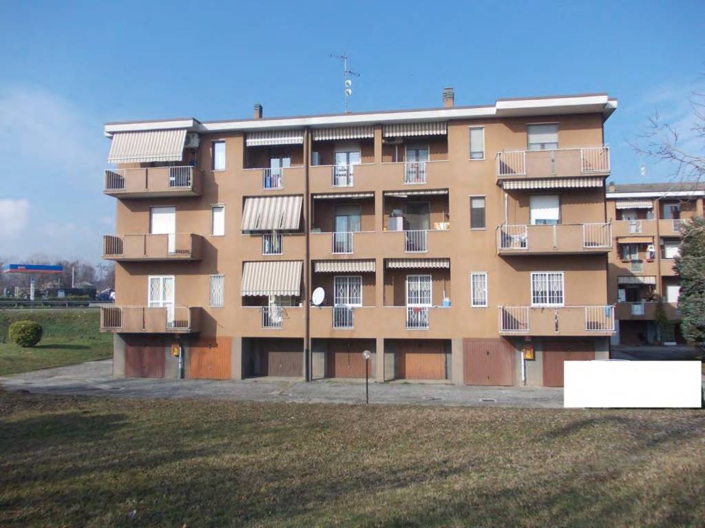 appartamento in vendita a Cassano d'Adda in zona Cascate