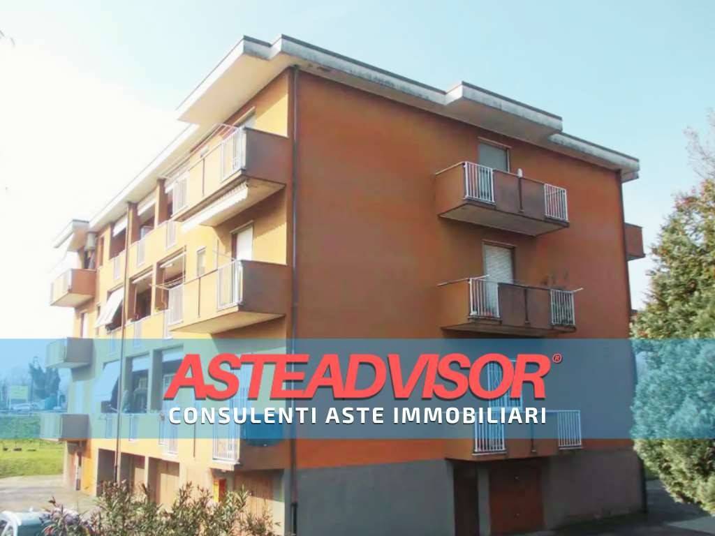 appartamento in vendita a Cassano d'Adda in zona Cascate